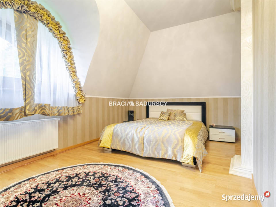 sprzedaży domu wolnostojącego 200m2 Myślenice Sprzedaż