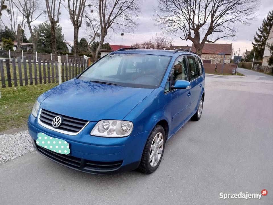 Volkswagen Touran 16 benzyna 2003 zadbany Wrocław