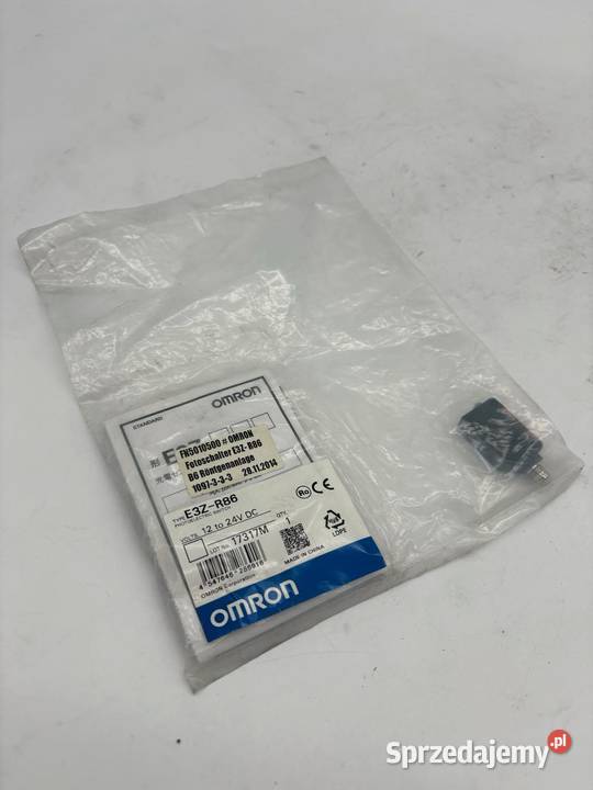 Omron E3ZR86