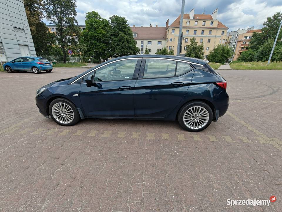 Opel Astra 14 T Elite SS niski przebieg dolnośląskie Wrocław