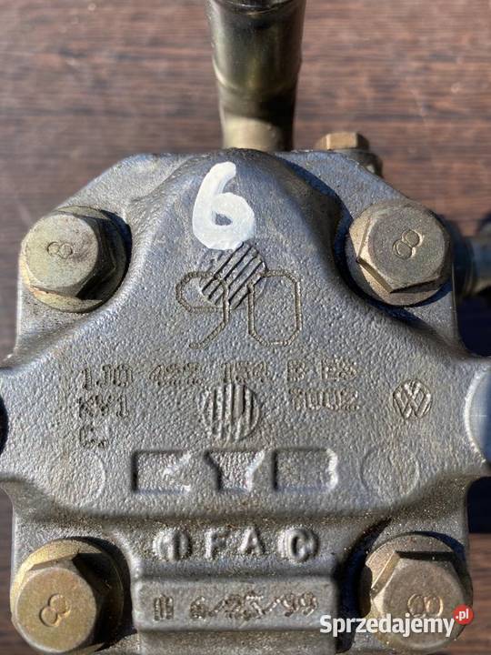 Pompa wspomagania 1J0 422 154 B ES osobowe Lubin sprzedam