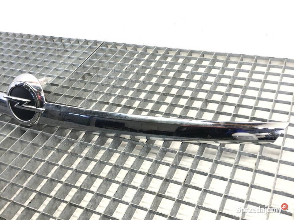 LISTWA KLAPY TYŁ OPEL INSIGNIA A Hatchback 0817