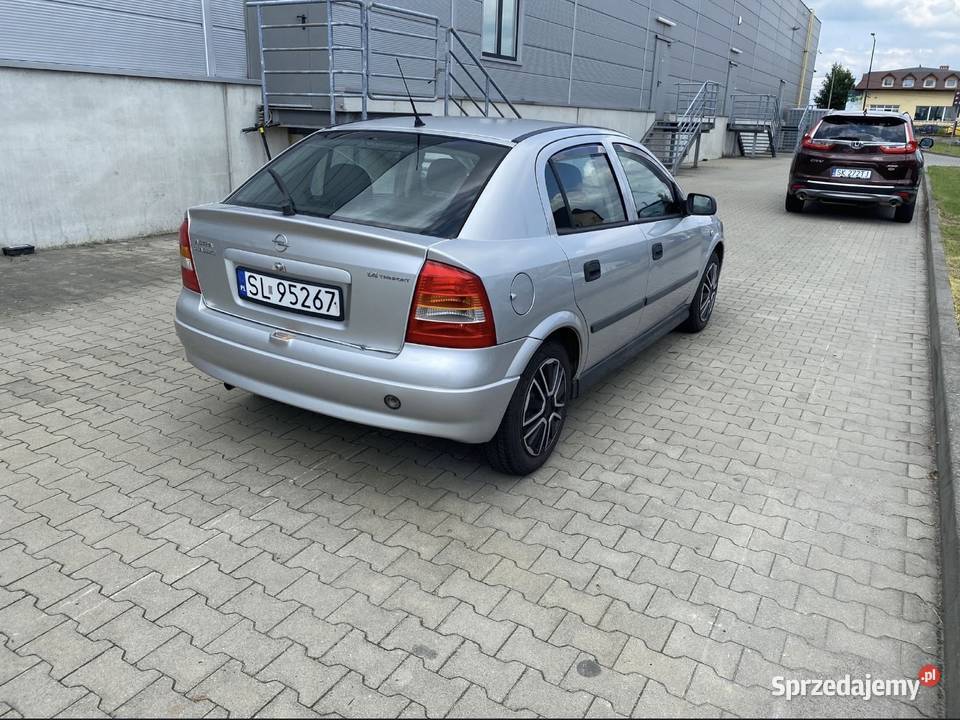 Opel Astra 14 LPG Zadbana nowe opony śląskie sprzedam