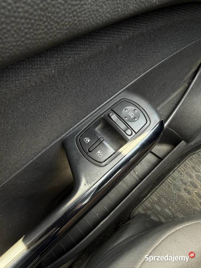 Opel Corsa zakup w salonie rejestracja 2015 Corsa małopolskie Dąbrowa Tarnowska