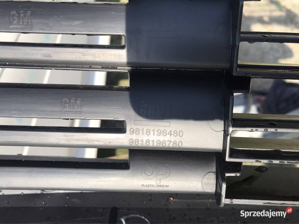 Opel Combo E 18 kratka zderzaka przód z PDC Rzeszów