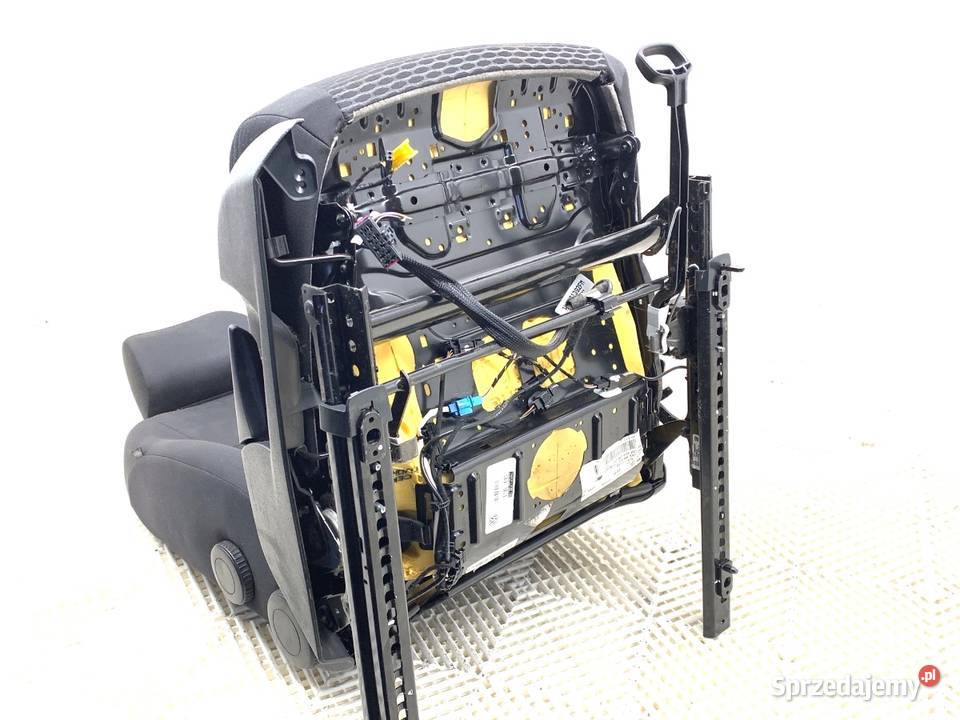 FOTEL PRAWY PRZÓD VW GOLF VI Kombi 0914 Fotele i kanapy