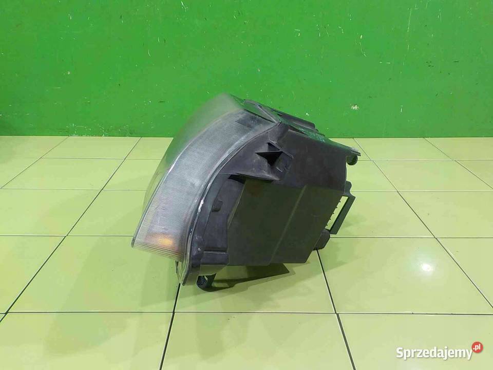 BMW Z4 E85 22 B 04r CABRIO 2D lampa prawa przod Suków sprzedam