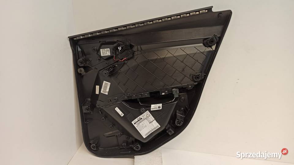 AUDI A1 82A BOCZEK DRZWI LEWY TYŁ 82G867487