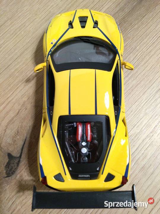 Ferrari 488 Challange Bburago 124 Częstochowa