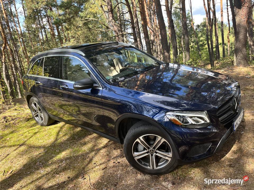 MercedesBenz GLC 300 9g tronic panoramiczny dach Nowe Lipiny