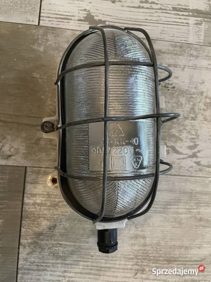 Lampa oprawa kanałowa porcelanowa przemysłowa śląskie Chudów