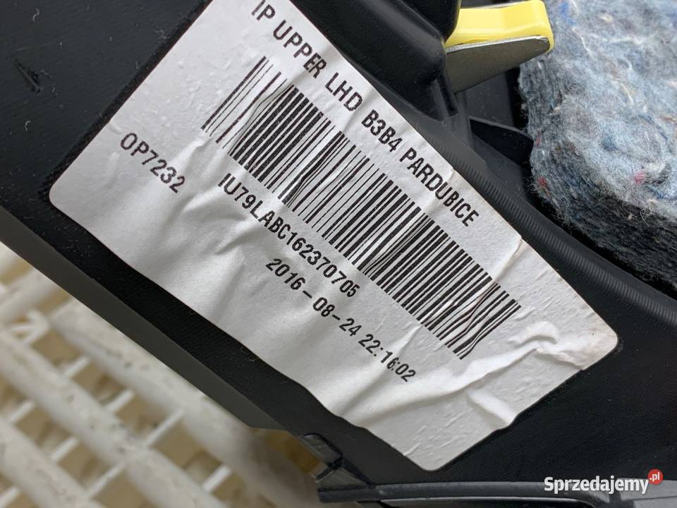 KOKPIT Z PODUSZKĄ PASAŻERA TOYOTA AYGO II