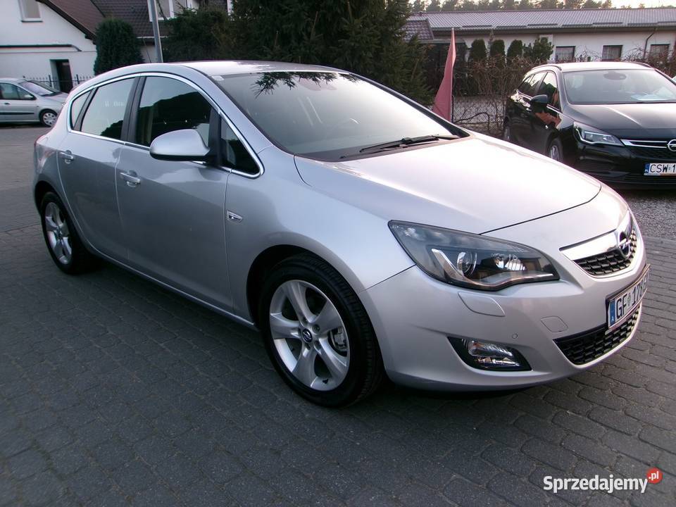 Opel Astra 17 D Xenon LED Sprowadzona manualna Dolna Grupa