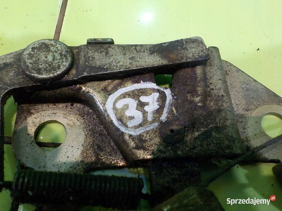 LANCIA BETA 20 B 83r COUPE 2D zamek maski mazowieckie