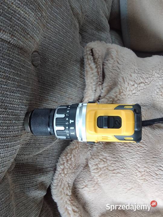 Wiertarko wkrętarka DeWalt DCD 796z udarem Góra