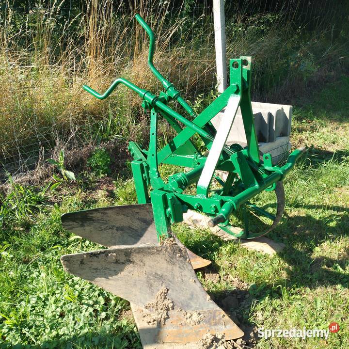 Mały pług dwuskibowy trzyskibowy do ciągnik Kubota Rolnictwo