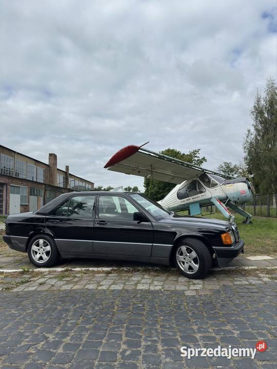 Mercedes w201 190 18 benzyna Motoryzacja Police sprzedam