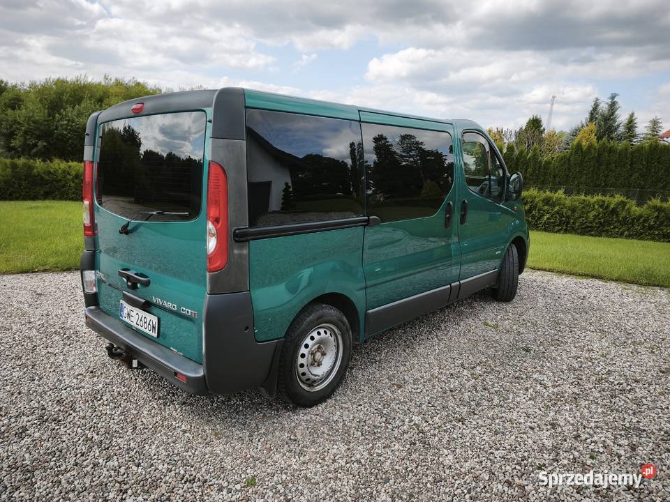 Opel Vivaro 20CDTI 9osobowy 2008 2000cm3 Kielno