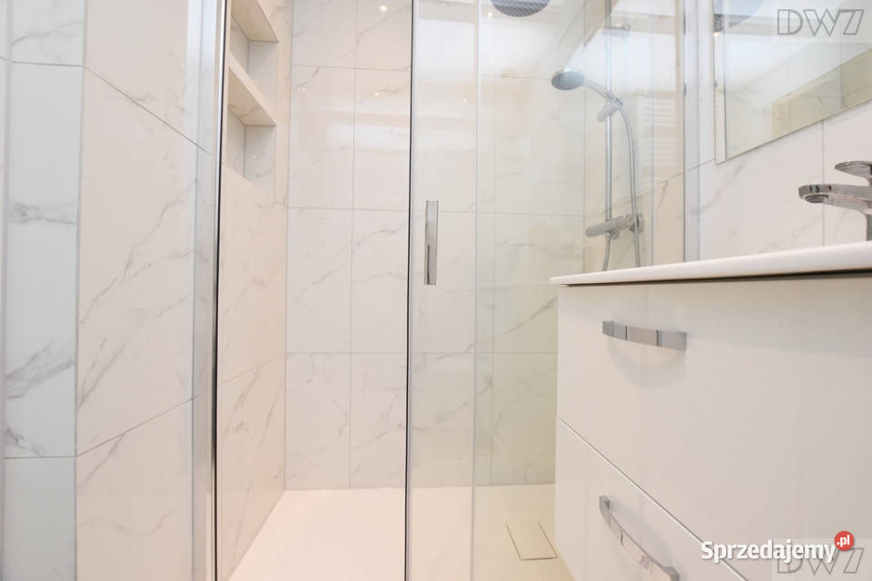 2pokoje oddzielna kuchniaosAlbertyńskieCzyżyny oddzielna kuchnia sprzedam