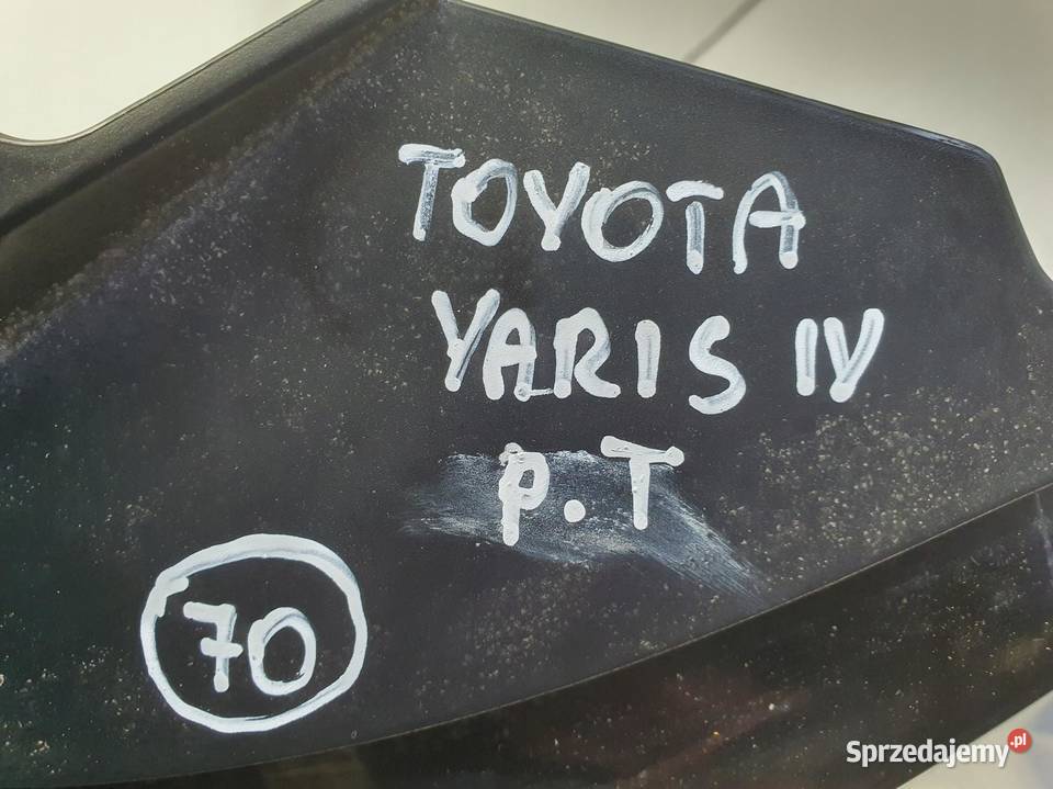 LAMPA Prawy Toyota Yaris IV PRAWA TYLNA tył osobowe Lampy tylne Chełm