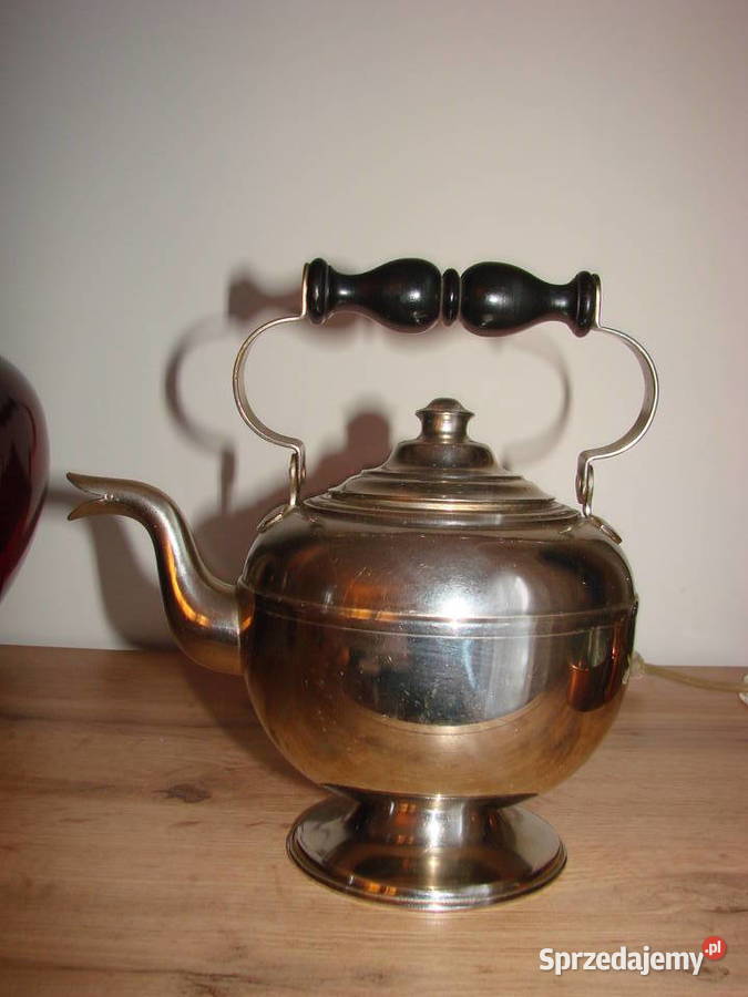 mały stalowy czajnik Pruszcz Gdański sprzedam