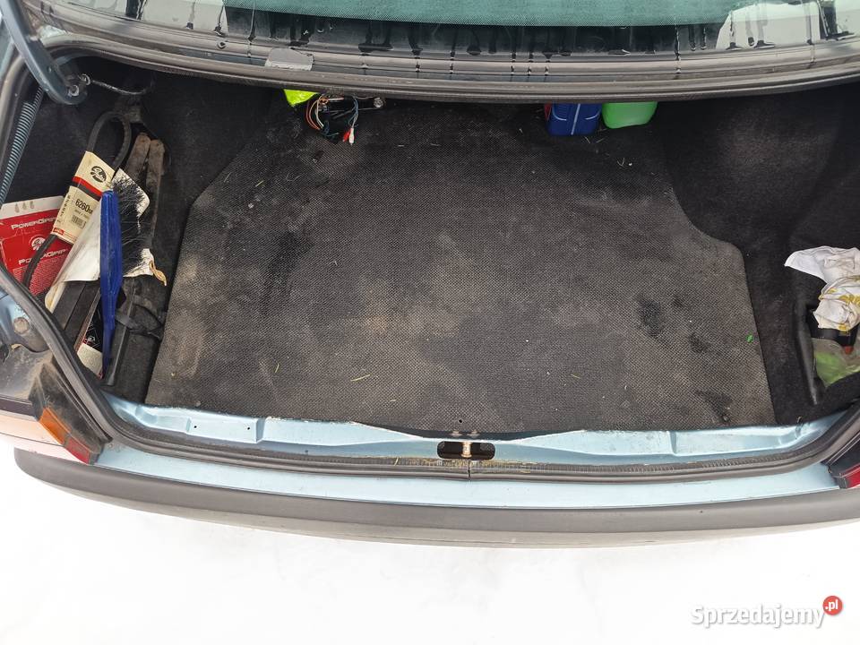 Passat B3 klasyk 1990r 18 benzyna 253km Białobrzegi