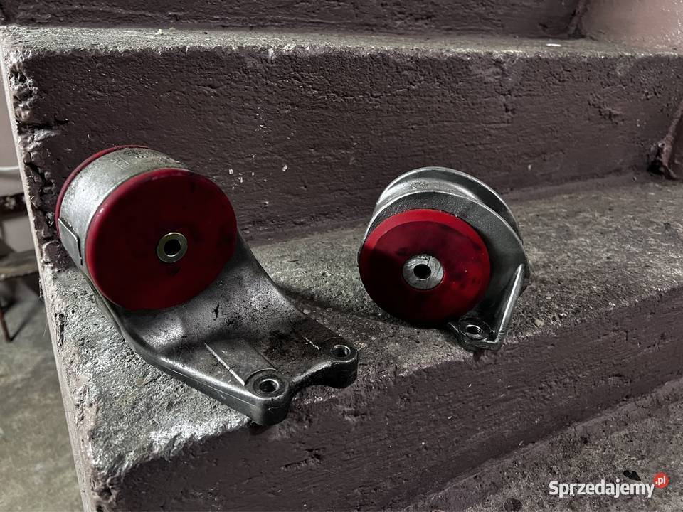 Poliuretanowe poduszki silnika SR20 Nissan warmińsko-mazurskie Morąg