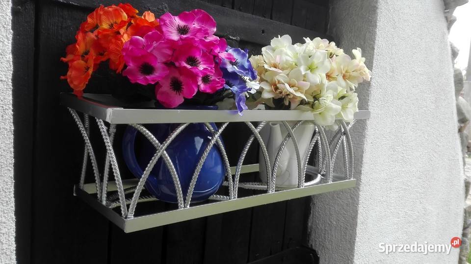 Kwietnik kwiaty doniczki donice skrzynki Architektura ogrodowa podkarpackie