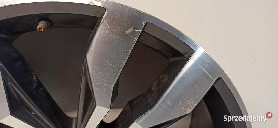 VOLKSWAGEN TIGUAN II FELGI 20 5NA601025G koła