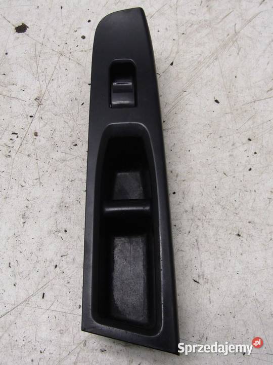 PANEL PRZEŁĄCZNIK SZYB PRAWY PRZÓD TOYOTA YARIS osobowe lubelskie