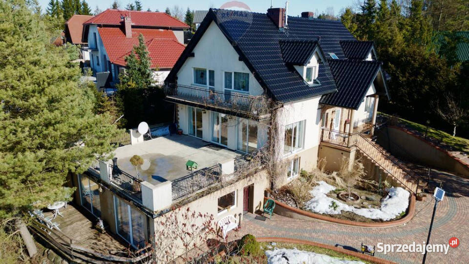 Wyjątkowa nieruchomość z działającą 352m2 pomorskie Tuchom