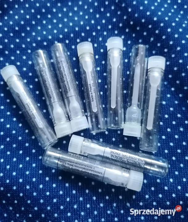 Szklane pojemniczki o poj06ml perfumach sztuk 9 łódzkie Łódź