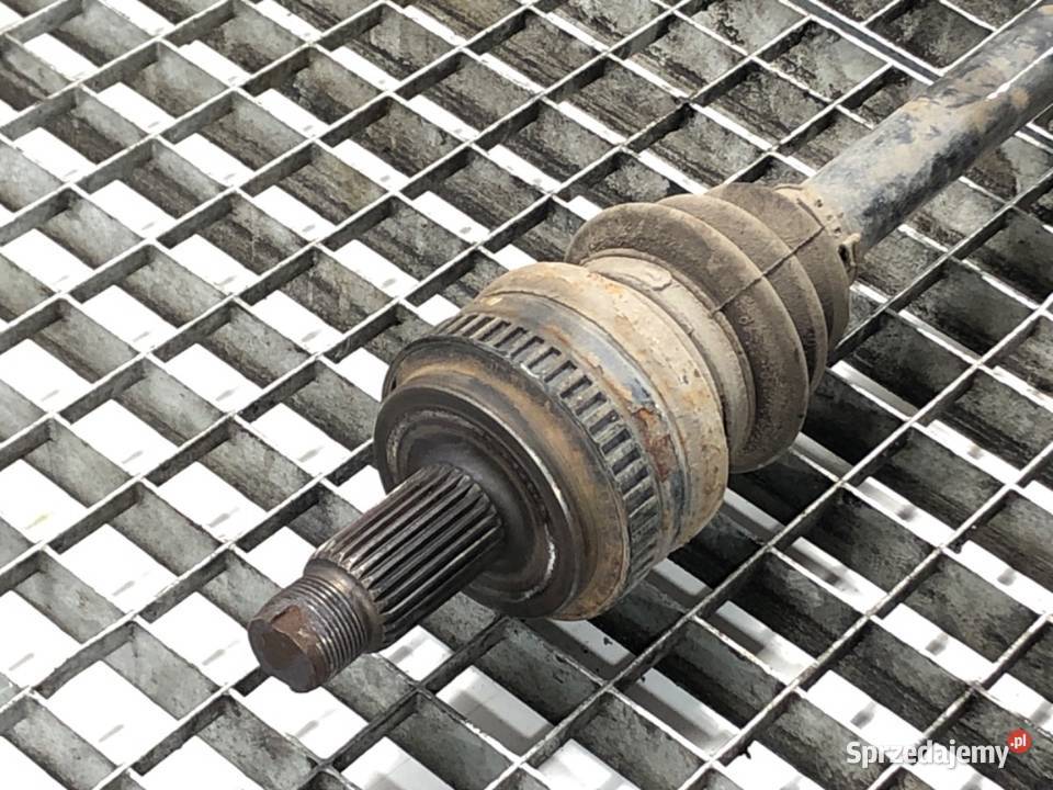 PÓŁOŚ LEWY TYŁ BMW E87 7523960 16 122 Hatchback Układ napędowy