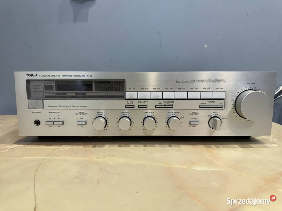 YAMAHA Natural Sound Stereo Receiver R-5