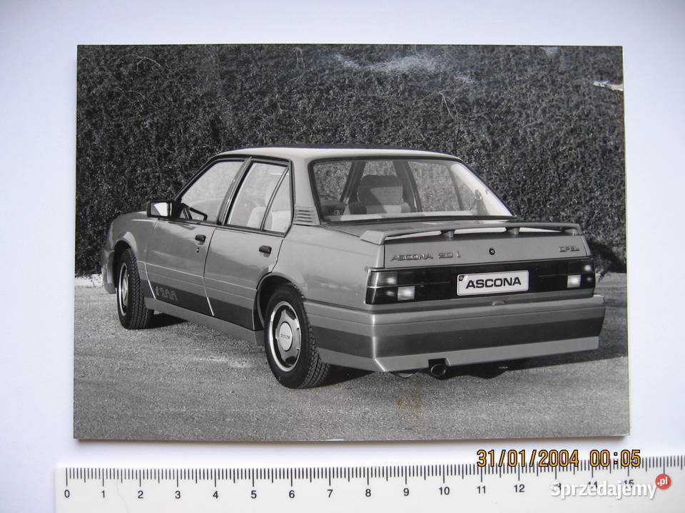 OPEL Ascona GT LS stara fotografia GM PRL auto Motoryzacja podkarpackie Przemyśl