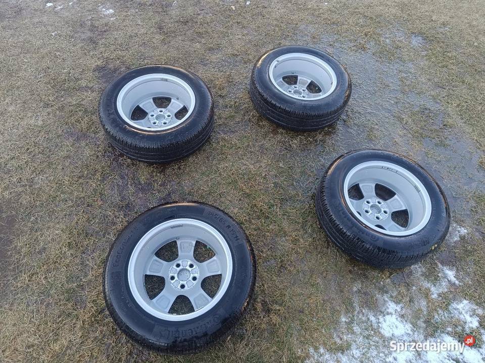 Felgi i opony letnie Toyota Yaris 1856515 2022r Przymiarki
