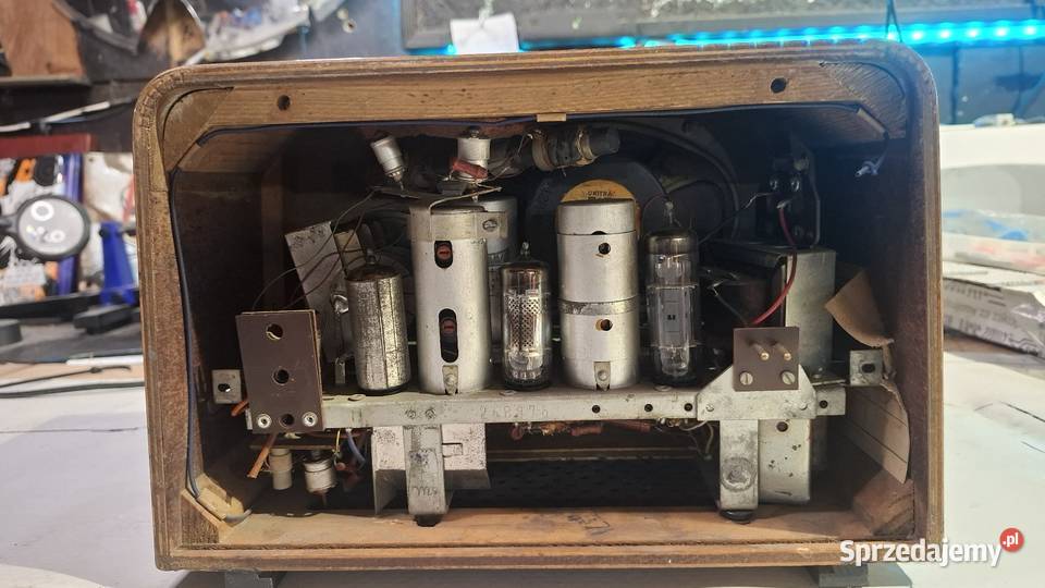 Radio lampowe UNITRA ROZYNA PRL drewno vintage Namysłów