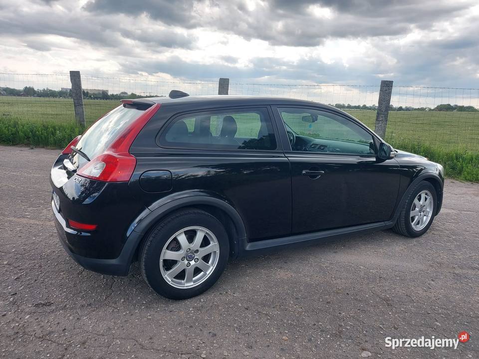 Volvo c30 2012 diesel 16 115 2 właściciel czarny