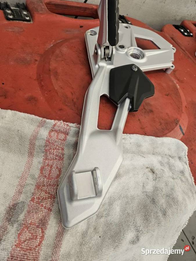Set lewy bmw f900r xr wspornik podnożek płyta Kraków