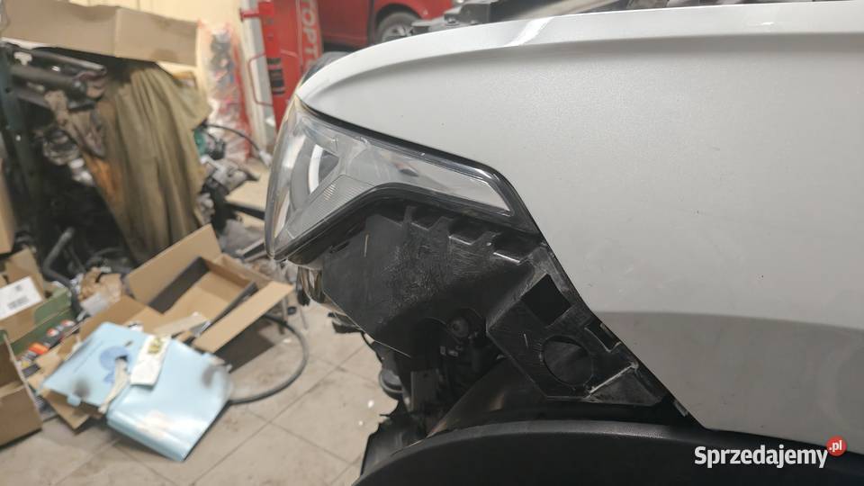 Lampa lewy przód Tiguan II lift 5NL941035A Straszydle sprzedam