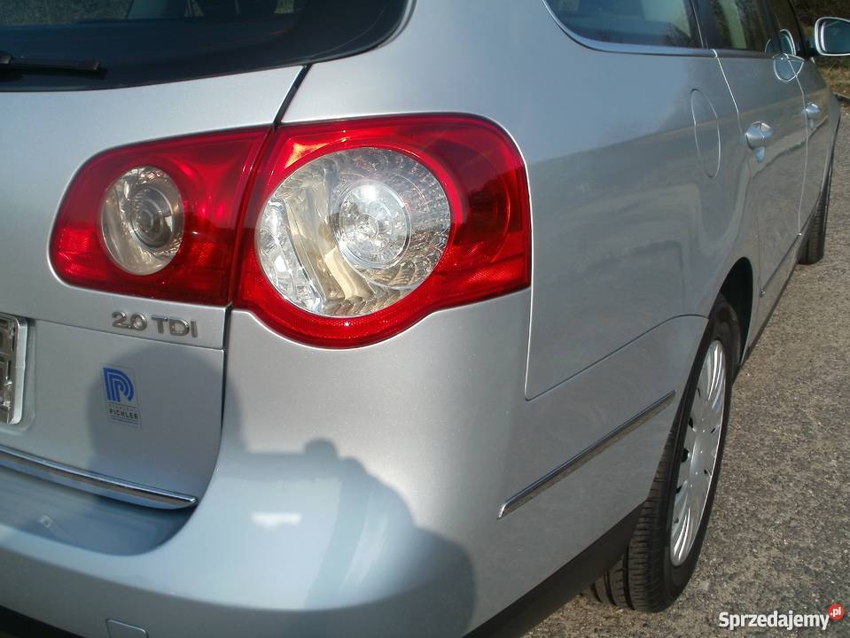VW PASSAT 20 TDI KOMBI STAN B SREBRNY METALIK manualna Kędzierzyn-Koźle