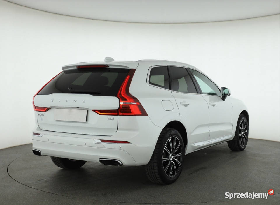 Volvo XC60 B4 145KM