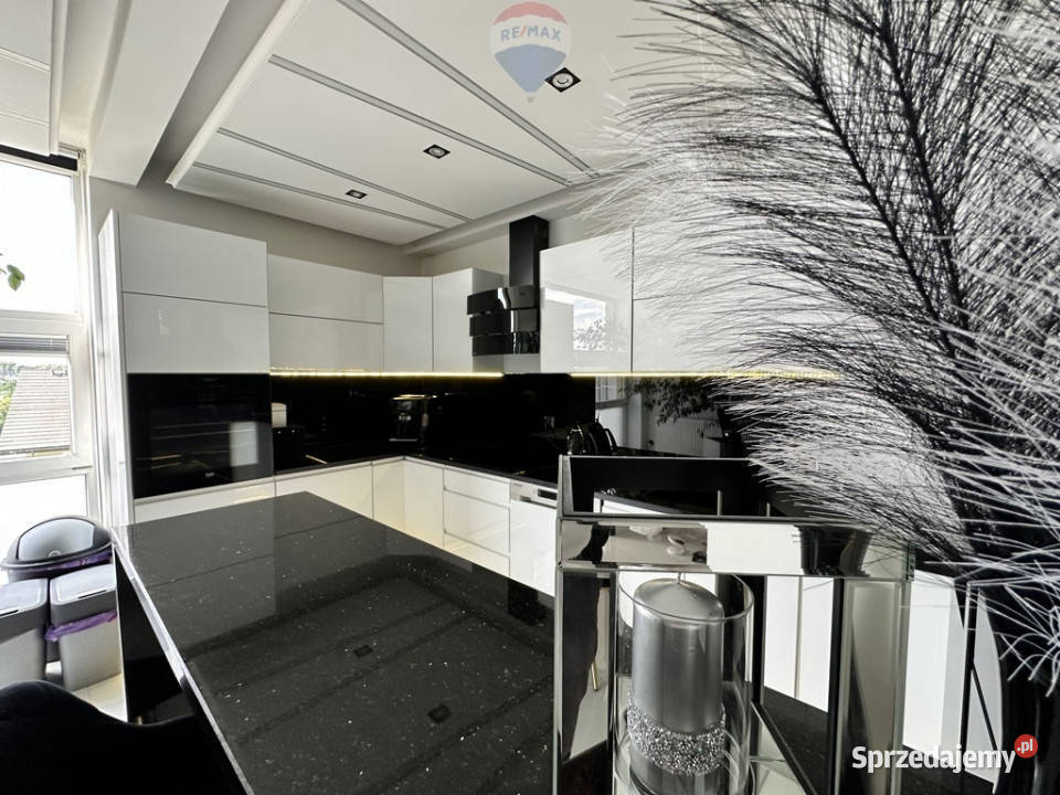 Duże mieszkanie z garażem i parkingiem Sprzedaż śląskie Bielsko-Biała sprzedam