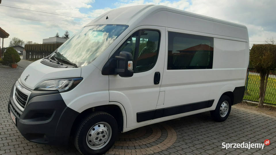 Peugeot Boxer 20 BlueHDi o mocy 110 L2H2 6osób Bachowice sprzedam