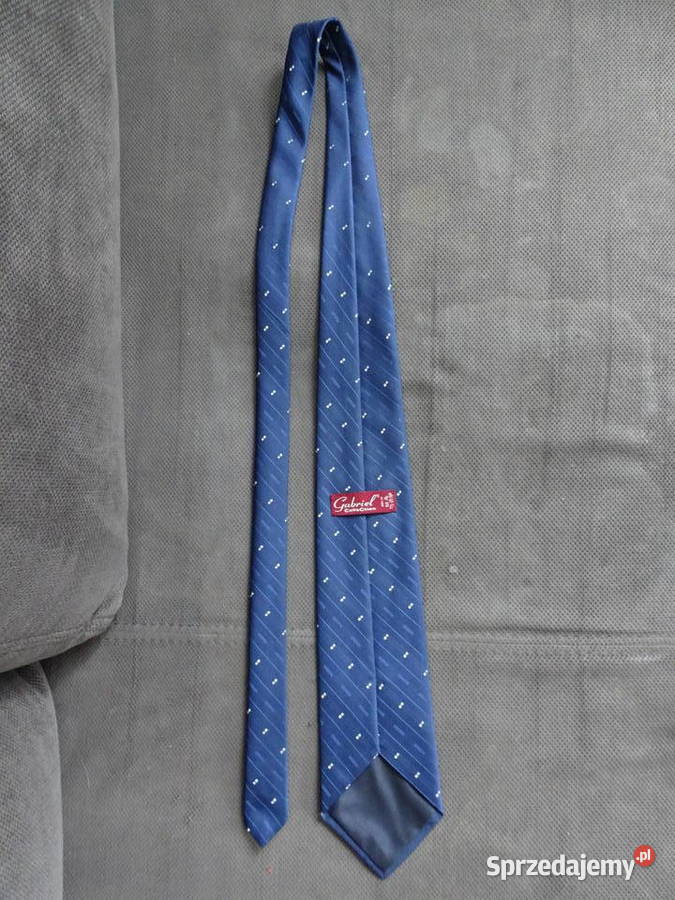 krawat granatowy