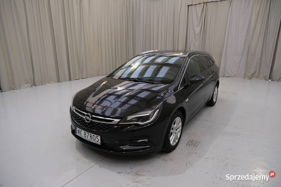 OPEL ASTRA SPORTS TOURER 139900 ccm 125 Warszawa