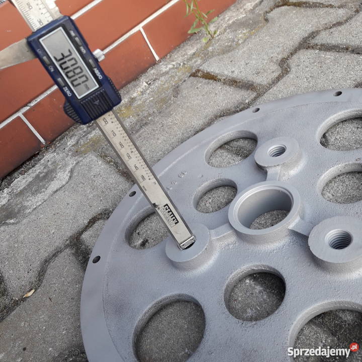 Zabierak tarcza koła zamachowego CLAAS Mercedes Częstochowa