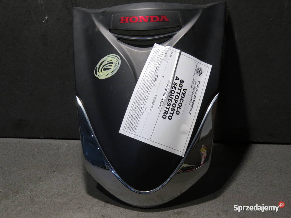 HONDA SH 300 SH300 300I 2010 CZACHA CZASZA Elementy nadwozia pomorskie Gdańsk