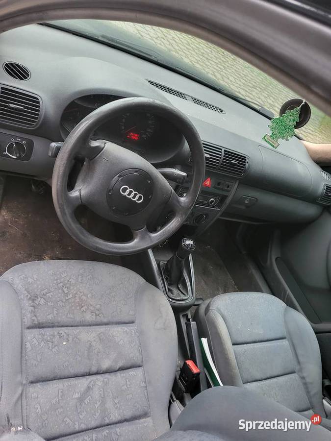 Sprzedam Audi A3 98 16 benzyna to poprawek 16cm3 Starachowice