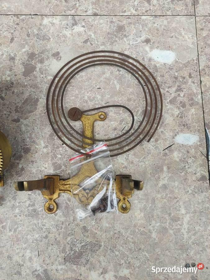 757 Mechanizm starego zegara ściennego Junghans Tczew